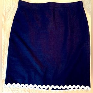 ***Like New*** J Crew Classic Navy Linen Skirt with White Ric-Rac Trim.